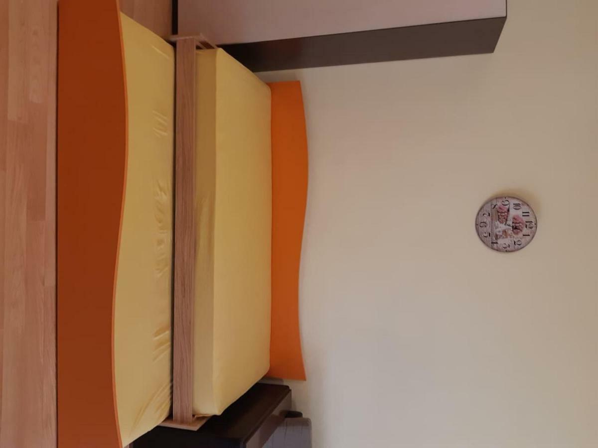 Appartamento Studio Biju Varna Esterno foto